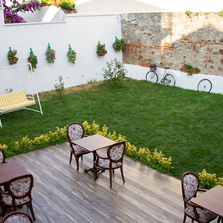 Pelit Boutique מלון אדאלר